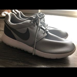 Women’s Nike Roshe